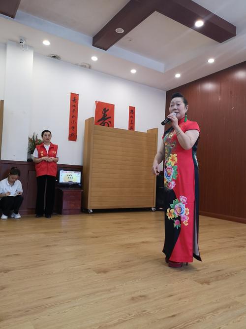 传承孝贤文化，共庆三节同辉——《阳光有爱·夕阳红》迎中秋、庆国庆、重阳节公益演出圆满举行